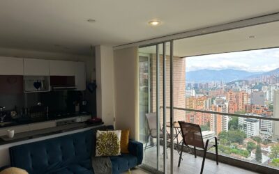 title Top Floor El Poblado 2BR Apartment Just Outside the Golden Mile