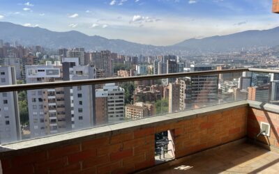 title 3BR El Poblado Apartment With Multiple Balconies and Skyscraper Views; Walkable to the Golden Mile or Provenza
