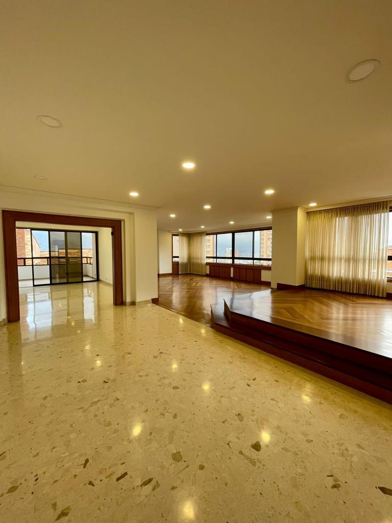 Exclusive One Unit Per Floor 4BR Apartment In Los Balsos (El Poblado); Multiple Balconies, Hardwood Flooring, and Air Conditioning