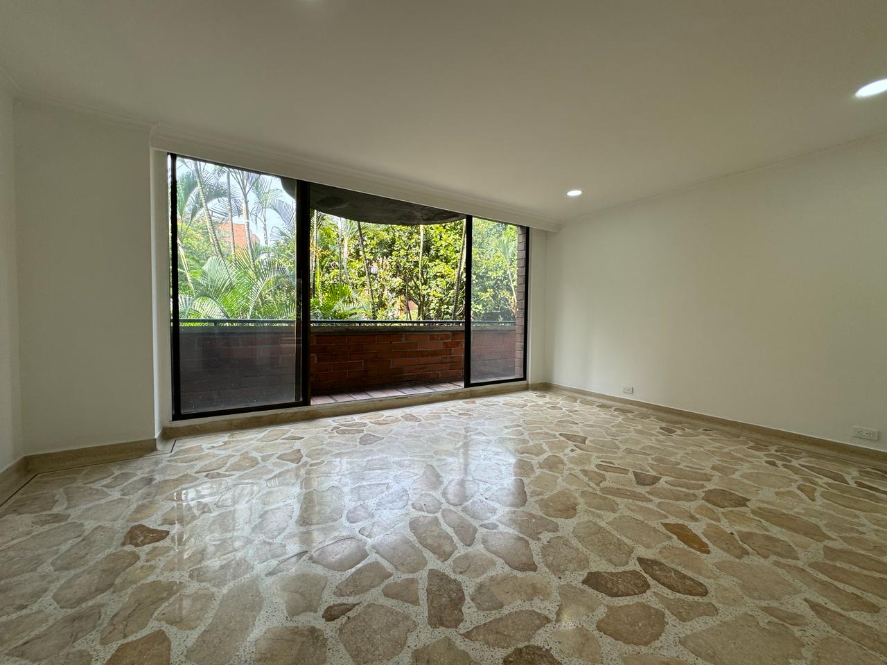 Sizeable 5BR, First Floor El Poblado Apartment With 345 Sq Ft Terrace Walkable to The Golden Mile And San Fernando Plaza Sizeable 5BR, First Floor El Poblado Apartment With 345 Sq Ft Terrace Walkable to The Golden Mile And San Fernando Plaza
