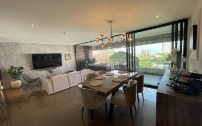 title Well-Located Campestre (El Poblado) 3BR Apartment Steps From Pergamino Cafe