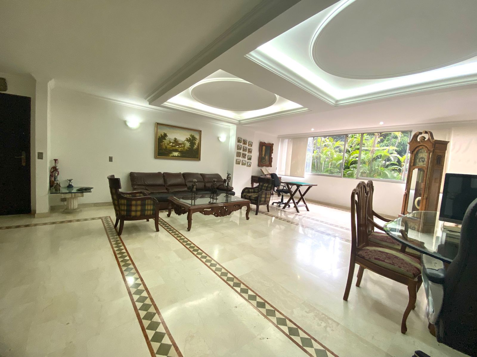 4BR Patio Bonito (El Poblado) Apartment – First Floor Unit With Easy Access To The Golden Mile 4BR Patio Bonito (El Poblado) Apartment – First Floor Unit With Easy Access To The Golden Mile