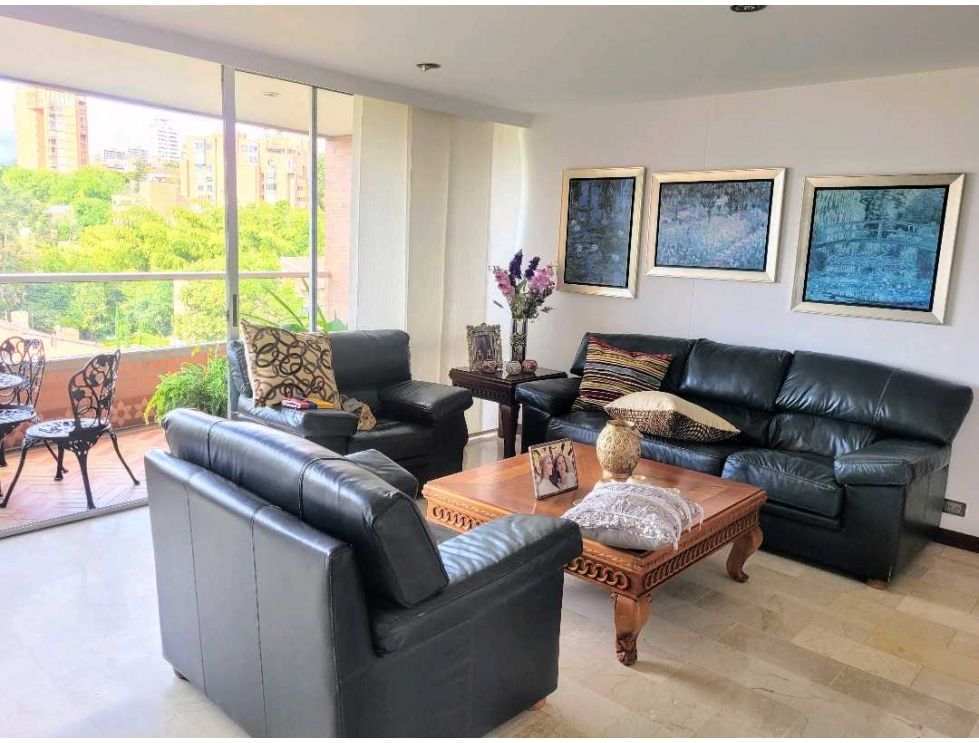 3BR La Frontera (Envigado) Apartment With Open Kitchen, Green Views, and Swimming Pool