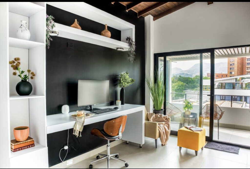 2BR El Pobaldo Penthouse Perfect For A Rental Income! A/C, Open Kitchen, High Ceilings, and Quick Access To Entertainment