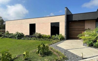 title Luxury Llano Grande Gated Community Home – 15 Minutes To The International Airport With Modern Finishing’s and Relaxing Backyard Space