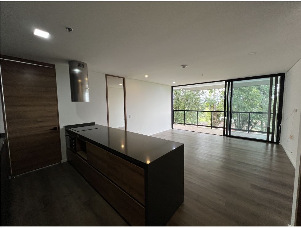 2BR Short-Term Rental Apartment Located In Popular Area Of Alto de Las Palmas, 20 Minutes From El Poblado