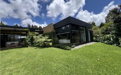 title Modern Luxury; 4BR Alto de Las Palmas (Envigado) Home With Backyard, Patio, and Jacuzzi