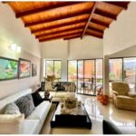 Two-Level Penthouse Steps From Popular Segundo Parque de Laureles Entertainment