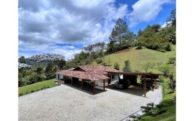 title 3BR El Retiro Gated Community Home – High Ceilings, Covered Porch Space, and Additional Caretaker’s House
