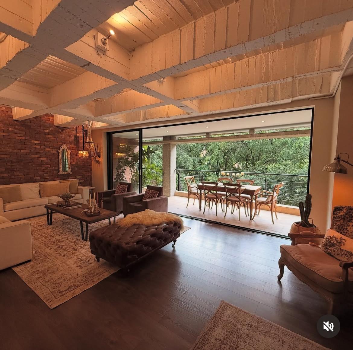 3BR El Poblado Apartment With Forest Views and A Nine Minute Walk to Provenza