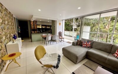 Price Drop! 3BR Laureles Apartment with Huge Terrace and Remodeled Kitchen