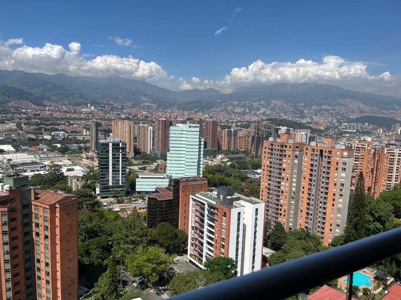 High Floor, Turnkey Castropol (El Poblado) 3BR Apartment With Breathtaking Views High Floor, Turnkey Castropol (El Poblado) 3BR Apartment With Breathtaking Views