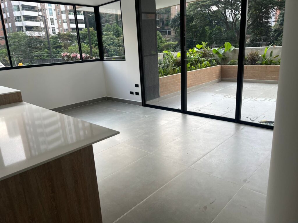 Brand New 3BR El Poblado Apartment With 1,097 Sq Ft Terrace – Easy Access To Entertainment Zones