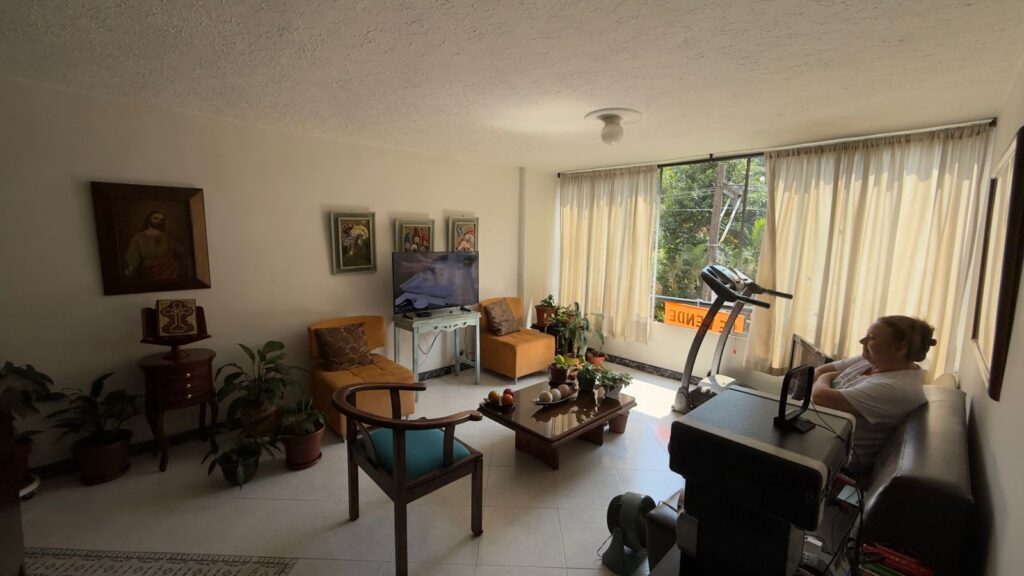 Affordable 3BR Envigado Apartment Walkable To Nearby Entertainment Zone