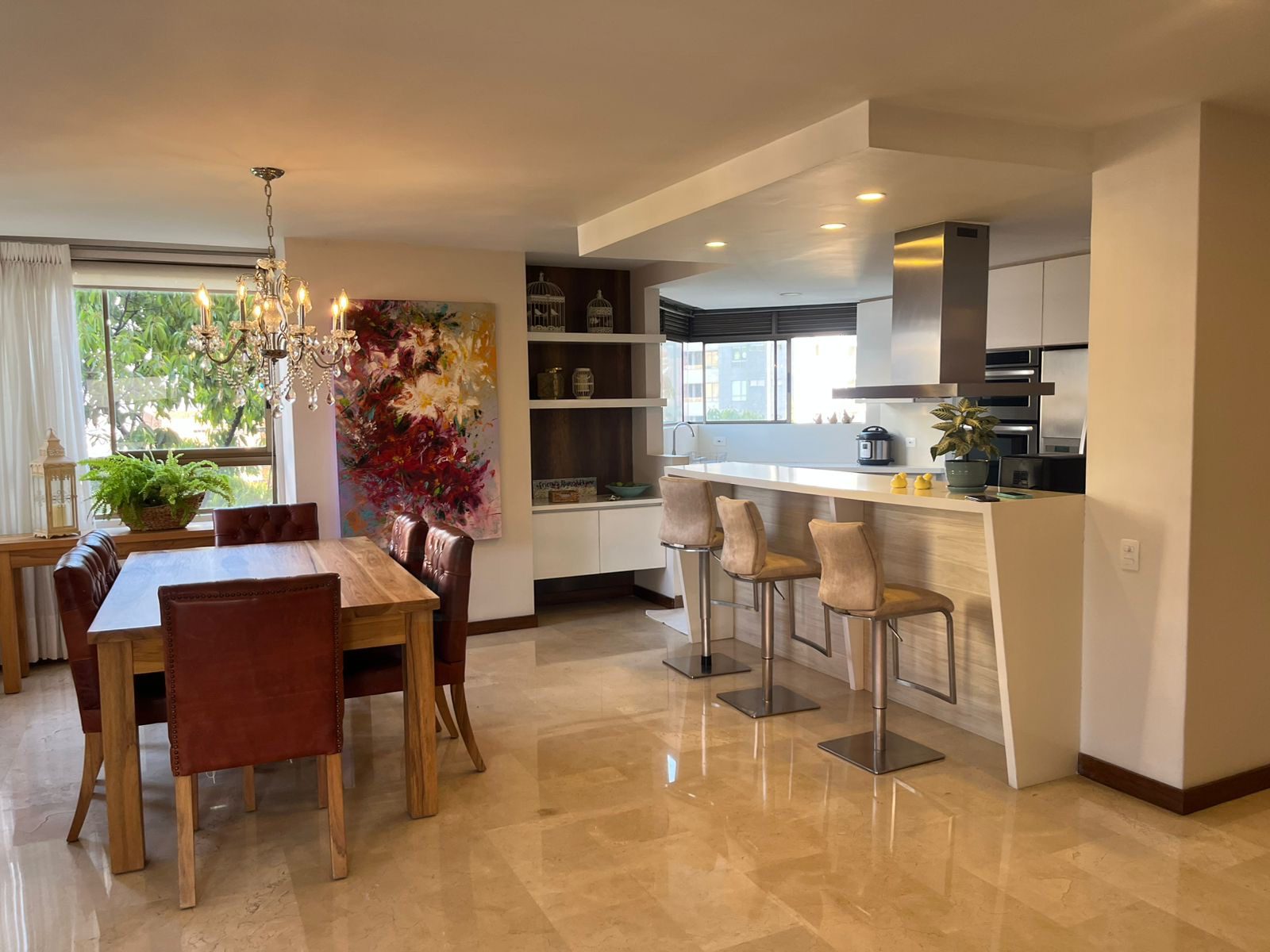 2,314 Square Foot 3BR Lalinde (El Poblado) Apartment 2,314 Square Foot 3BR Lalinde (El Poblado) Apartment