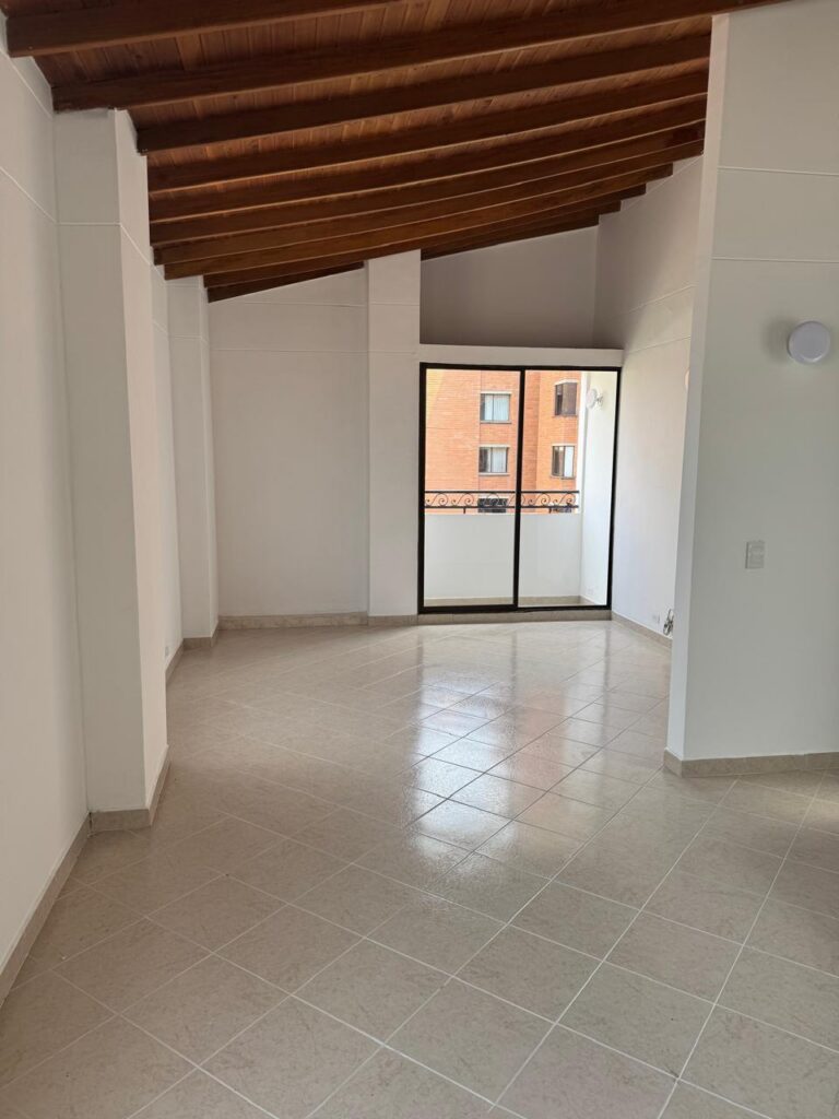 Spacious Two-Level Penthouse In The El Portal Neighborhood of Envigado