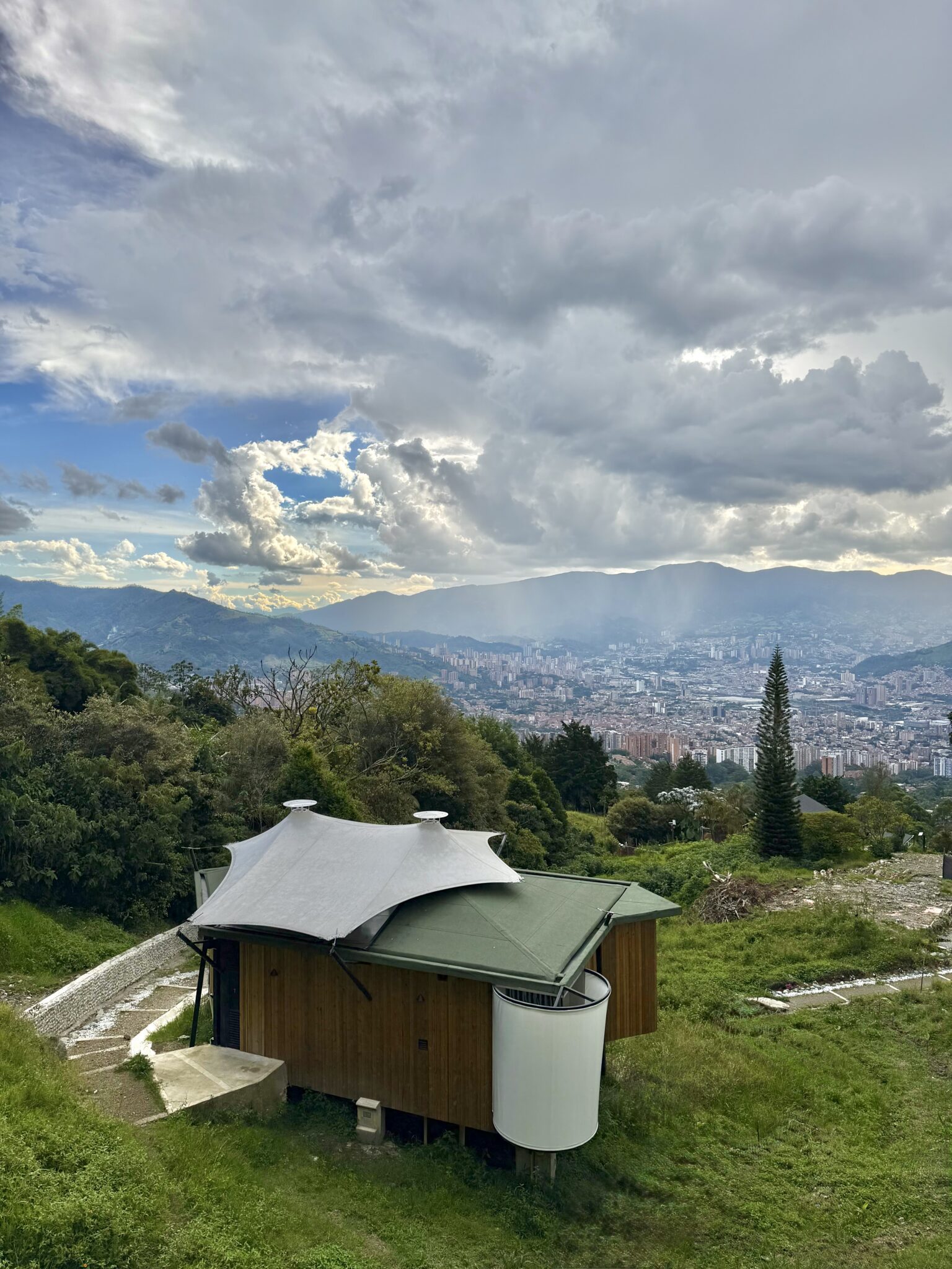 Luxury Multi-Cabin Investment in El Poblado On Three Acres