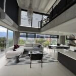 Sophisticated Three-Level Penthouse in El Poblado – Stunning Views With Private Terrace and Jacuzzi