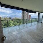 Spacious, High-Floor Apartment in Los Balsos, El Poblado Spacious, High-Floor Apartment in Los Balsos, El Poblado