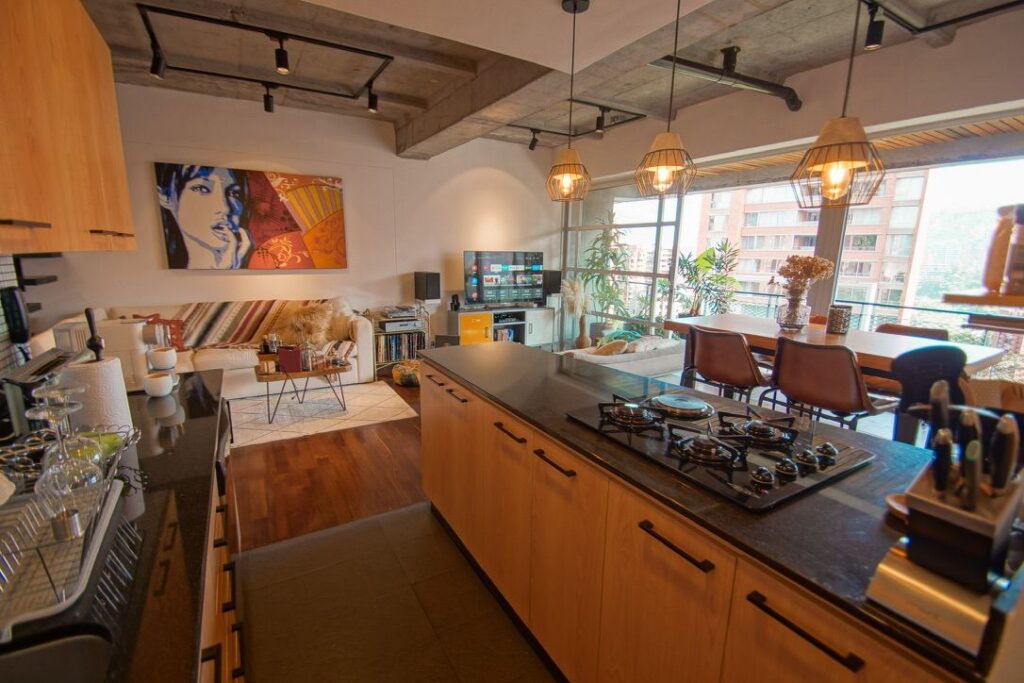 Turn-Key Duplex with Outdoor Terrace Near Provenza | El Poblado