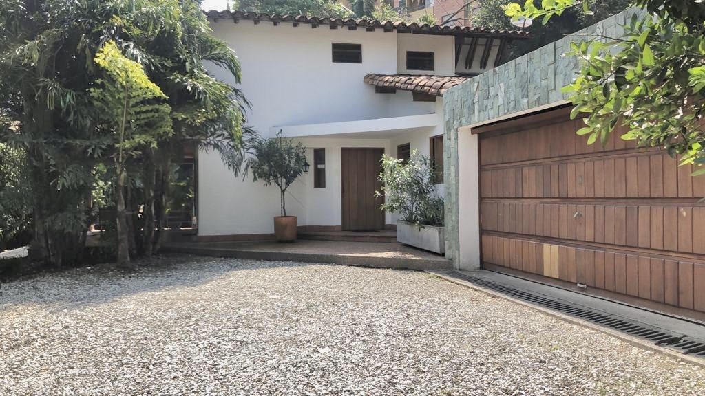 Unique Two-Home Estate on .40 Acres | Envigado