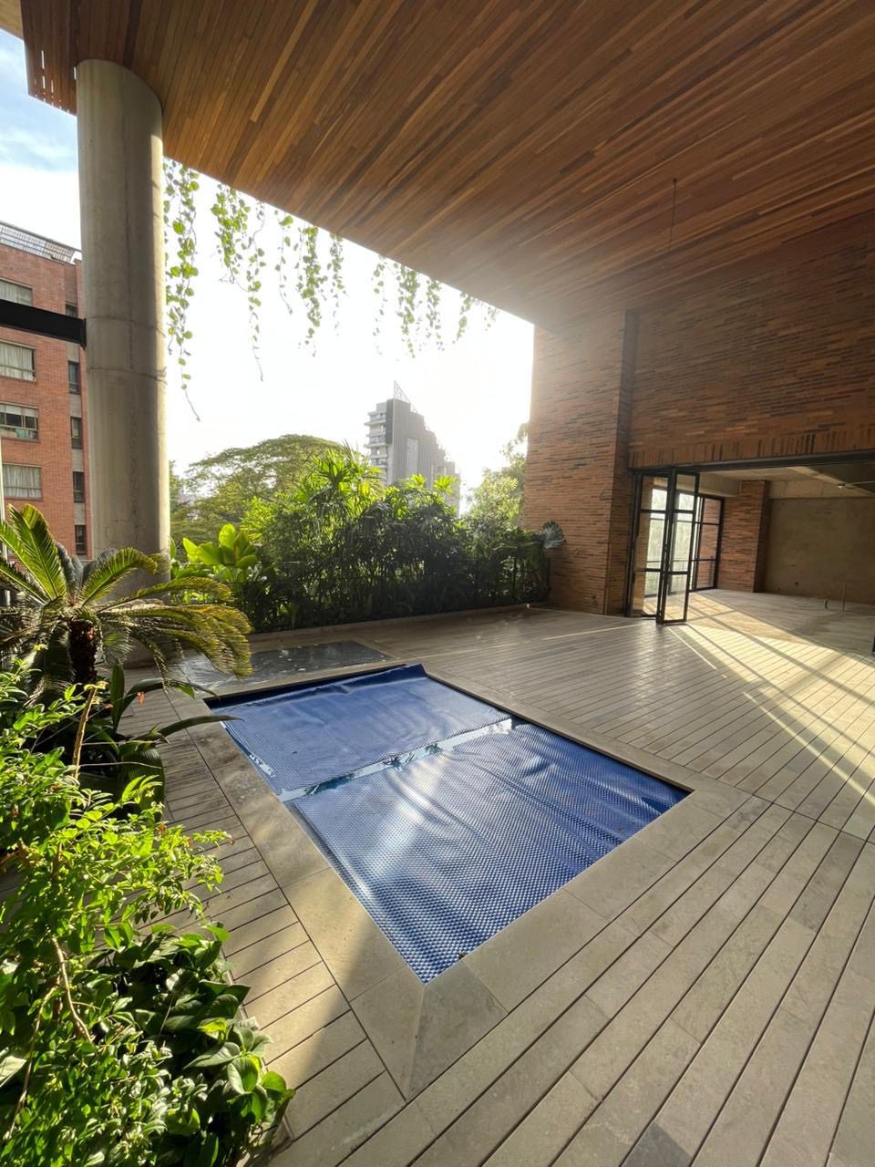 3,294 Sq Ft 3BR In Desirable Building With Private Jacuzzi