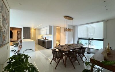 3BR Elevated High-Floor Corner Unit Near El Tesoro | El Poblado