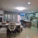 3BR Upgraded Apartment with Expansive Balcony | Laureles