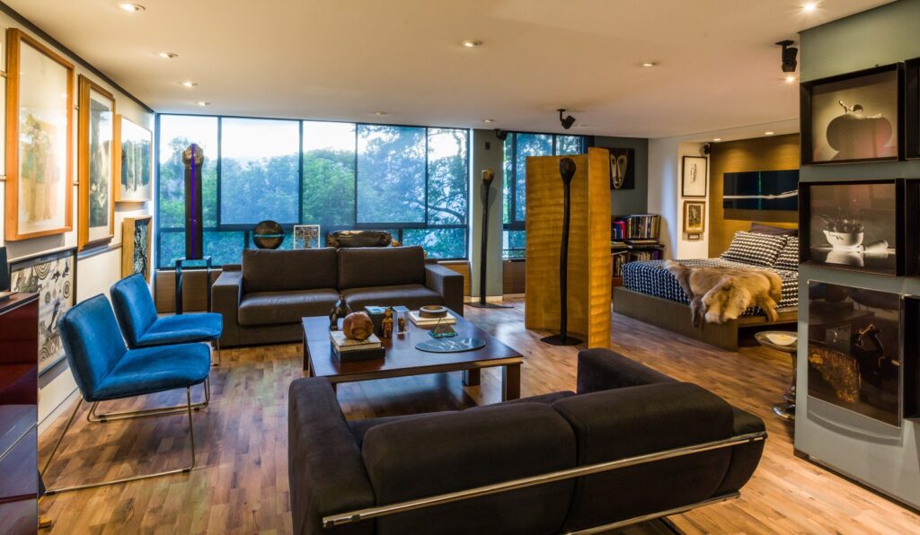 Completely Remodeled El Poblado Studio Apartment With Low Taxes