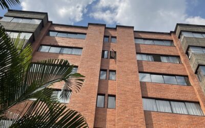 4BR Castropol (El Poblado) Apartment In Building of Just 14 Units Located In Popular Area For Travelers