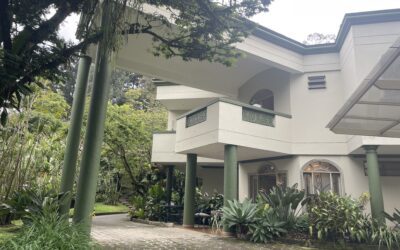 El Poblado House for Sale | Gated 4BR Near Las Palmas