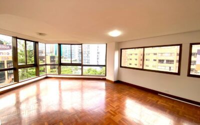 Two-Level Golden Mile (El Poblado) 3BR Apartment – Floor-To-Ceiling Windows and Low Yearly Taxes