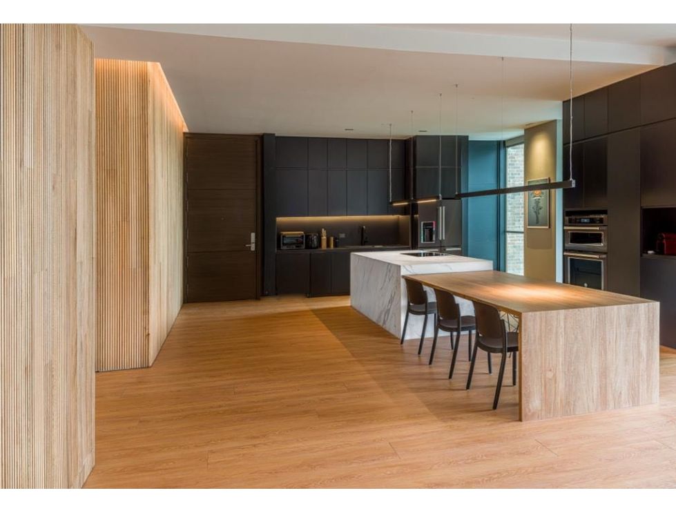 Completely Remodeled 3BR El Poblado Apartment With Stunning Views and Chef’s Kitchen