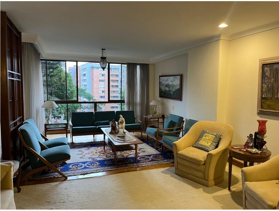 Massive 3BR, 3,143 Sq Ft El Poblado Apartment Perfect For A Luxury Upgrade