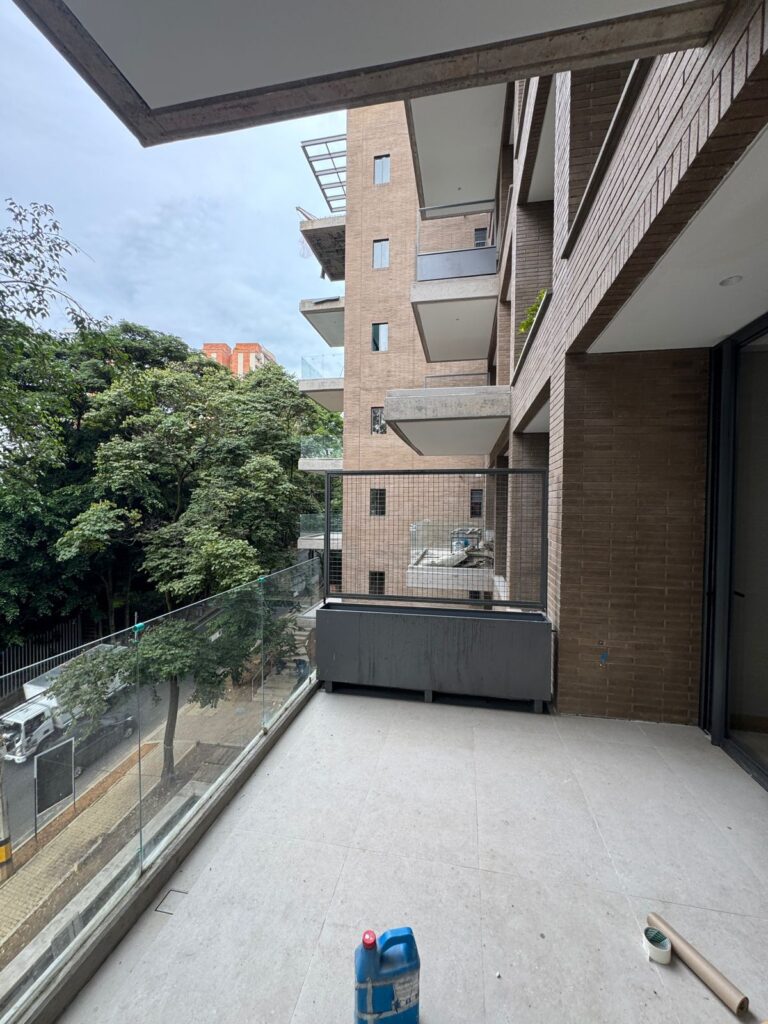 Brand New 2BR El Poblado Apartment With Open Kitchen and Floor-To-Ceiling Windows