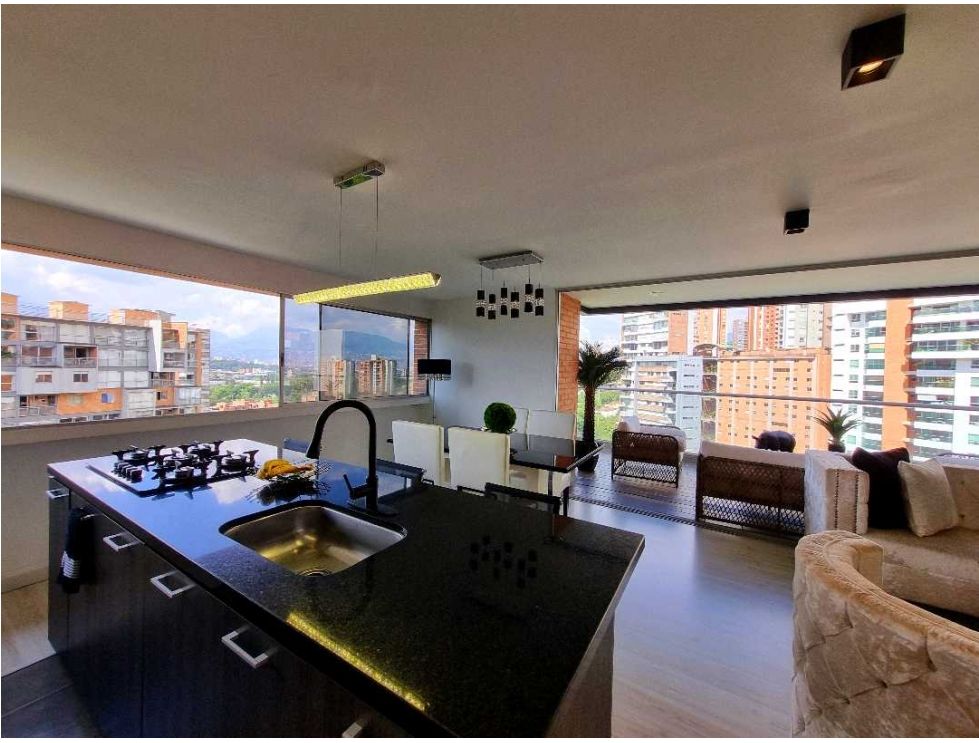 Open, Airy 2BR El Poblado Apartment With Open Kitchen and Panoramic Views Just Outside The Golden Mile