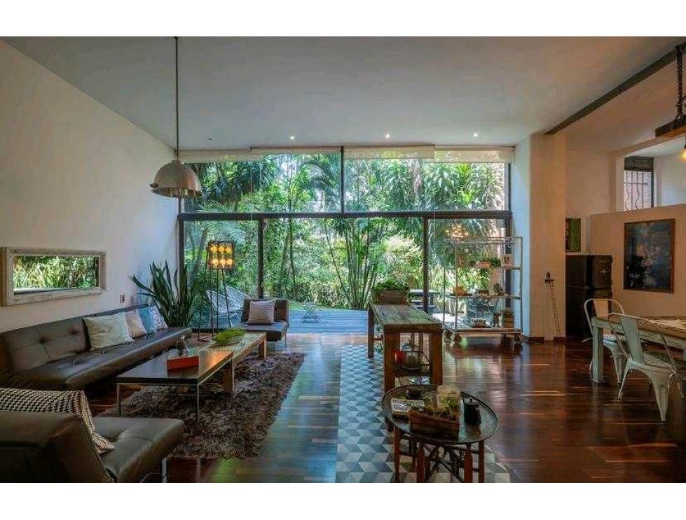 2BR El Poblado Apartment: Spectacularly Remodeled with Green Surroundings and Steps To El Tesoro