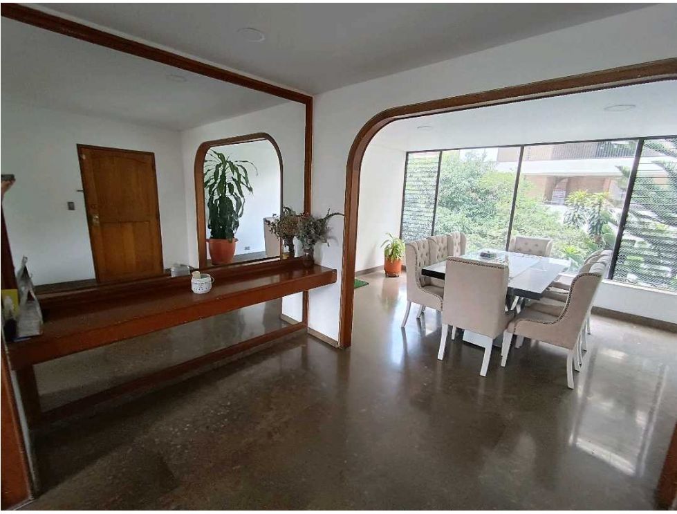 Steal This Apartment and Upgrade It! Low Cost Per M2 Campestre (El Poblado) 4 BR Apartment