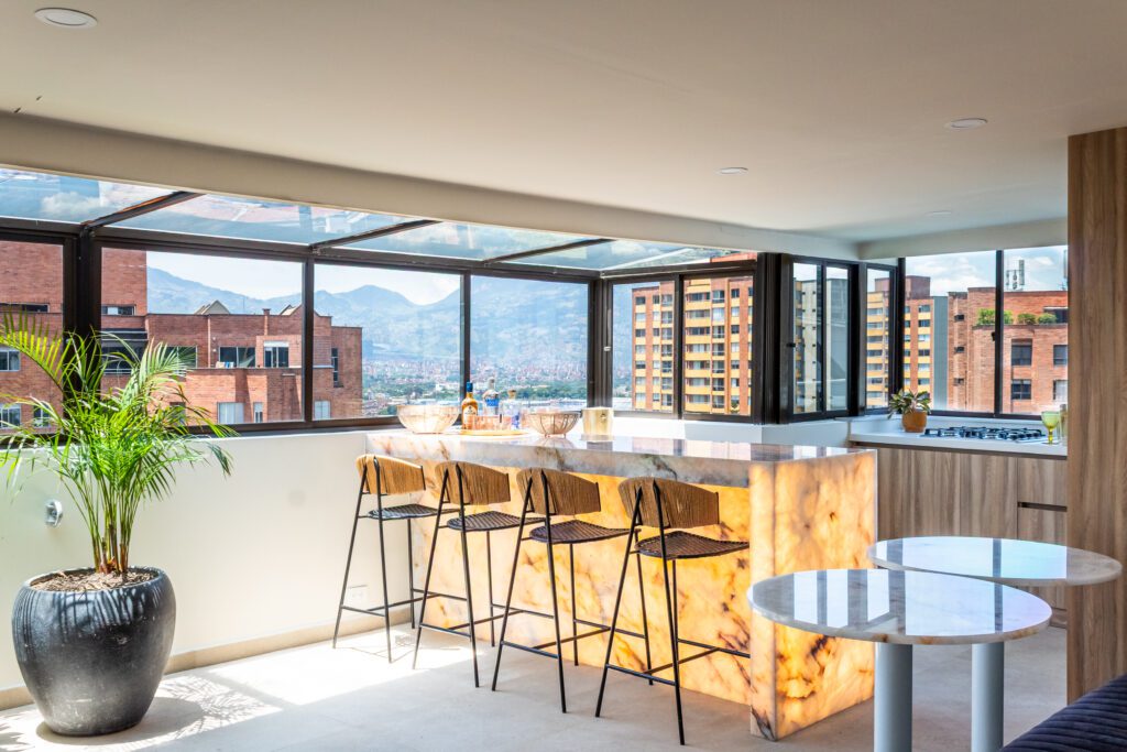 Big Price Drop! Ultra-Luxurious 3BR Penthouse with Private Rooftop Bar, Gym, and Jacuzzi in The Golden Mile of El Poblado