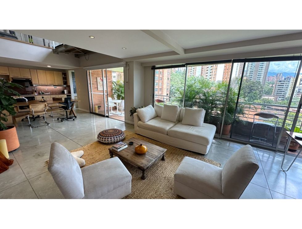 2BR El Poblado Penthouse in Highly Desired Vizcaya Sector