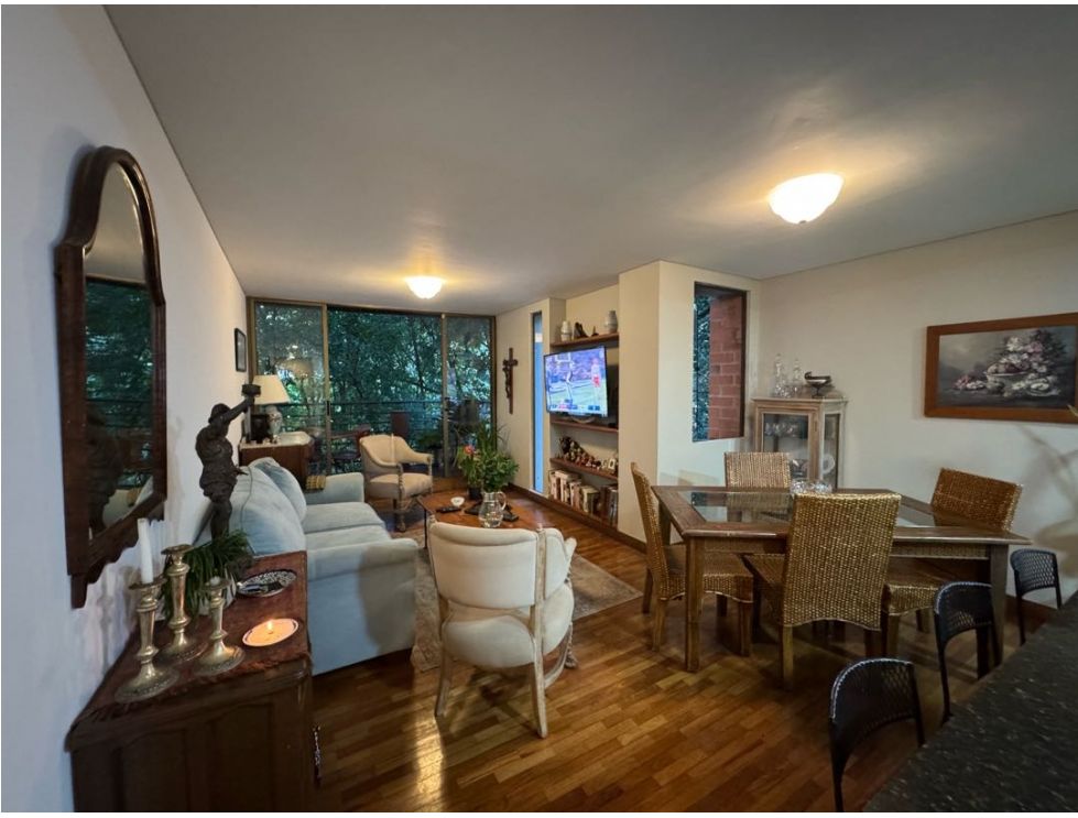 3BR El Poblado Apartment In Excellent Location With Delightful Balcony Spaces