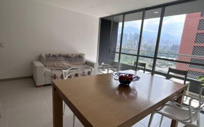title Like New, High-Floor Cuidad del Rio (El Poblado) Apartment With Complete Amenities and Highly Walkable Location