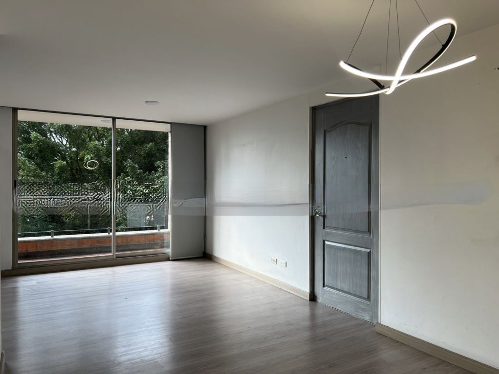 Remodeled 3BR El Poblado Apartment Steps From Santa Fe Mall and The Golden Mile