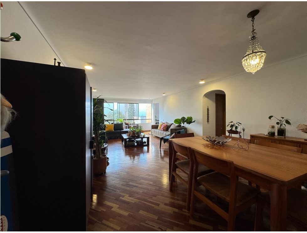 Quiet and Spacious 3BR Apartment Perfect For An Upgrade Near El Tesoro Mall