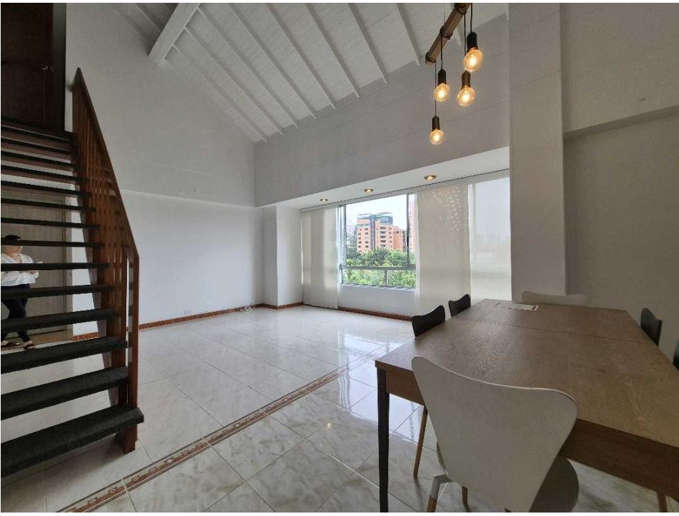 Two-Level Penthouse With Private Terrace Near Provenza