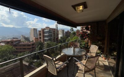 Spacious 4BR El Poblado Apartment | Castropol Location