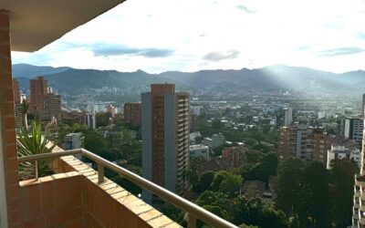title Low Cost Provenza Penthouse With Sky-High Views
