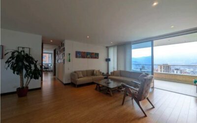 title Open Concept 3BR In Los Balsos, El Poblado With Panoramic Views