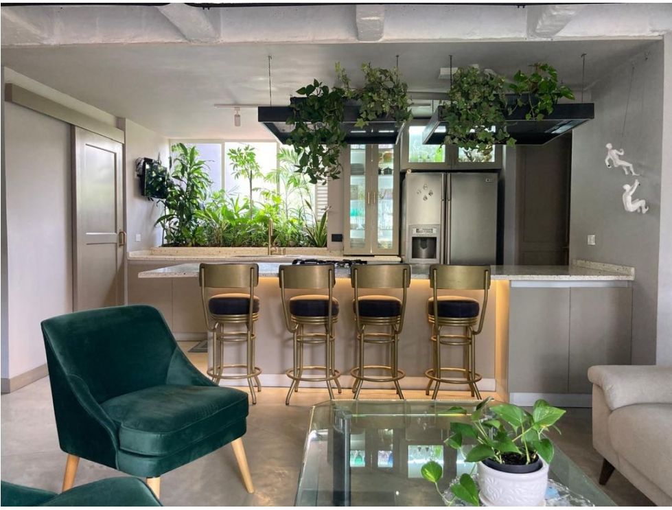 Remodeled Industrial Style One Bedroom Apartment in San Lucas