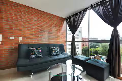 Short-Term Rental Investment Property in Popular Building For Foreigners